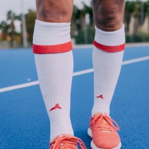 Medias de juego blancas segunda equipación oficial de la selección española de hockey hierba