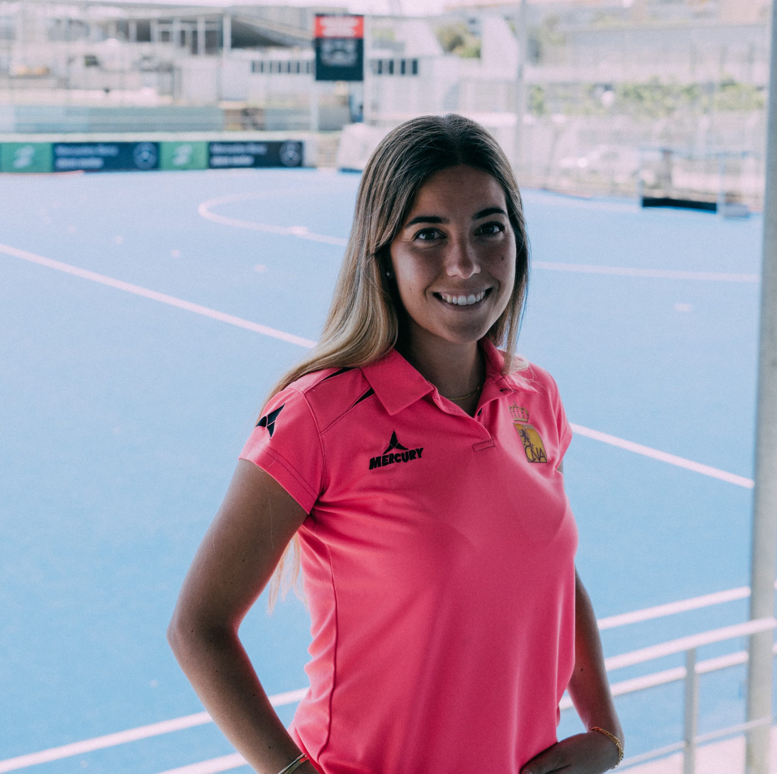 polo rosa fucsia arbitro femenino hockey hierba